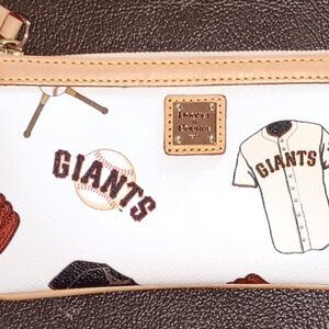 Dooney & Bourke San Francisco Giants Wristlet
